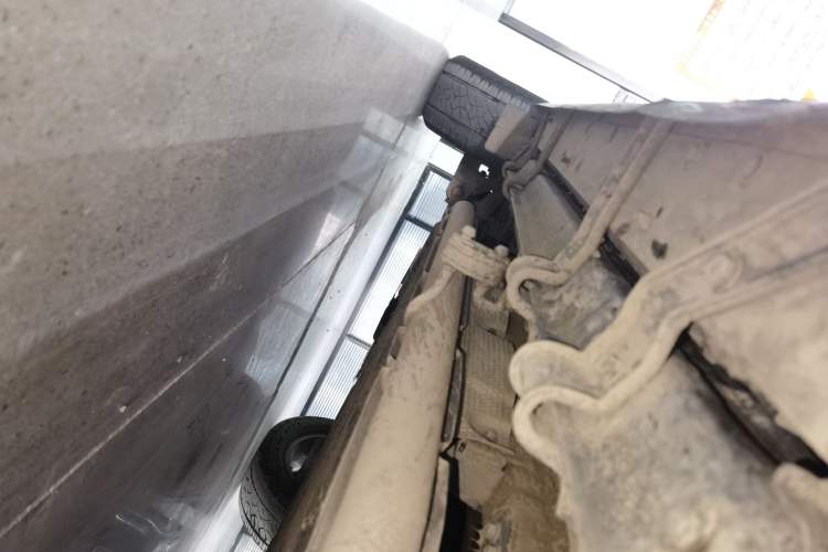 Used JETOUR Shanhai Traveler C-DM 2024 C-DM 206KM Four-Wheel Drive Wilderness Edition Right Side Sill