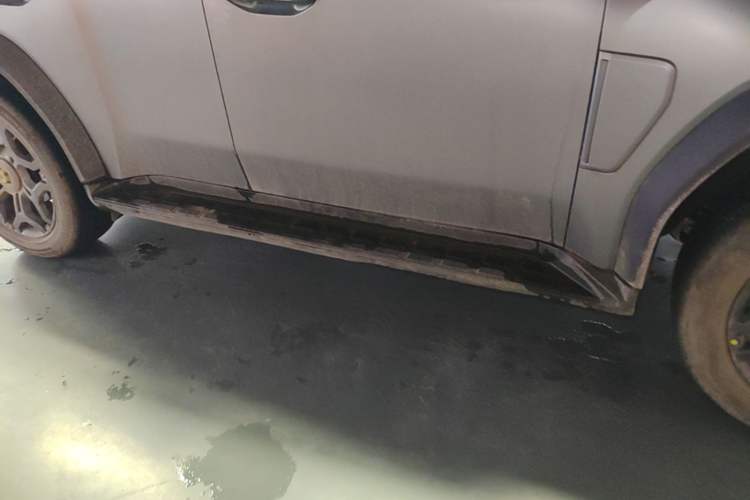 Used JETOUR Shanhai Traveler C-DM 2024 C-DM 208KM Mountain & Wilderness Edition Right Side Sill