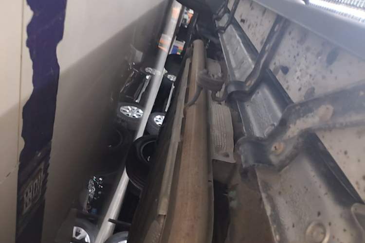 Used JETOUR Shanhai Traveler C-DM 2024 C-DM 208KM Mountain & Wilderness Edition Right Side Sill