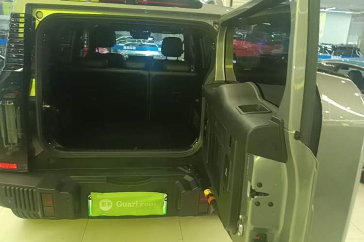 Used JETOUR Shanhai Traveler C-DM 2024 C-DM 208KM Mountain & Wilderness Edition Trunk