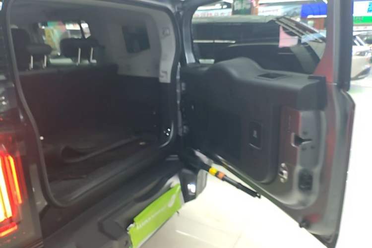 Used JETOUR Shanhai Traveler C-DM 2024 C-DM 129KM Linye Edition Trunk
