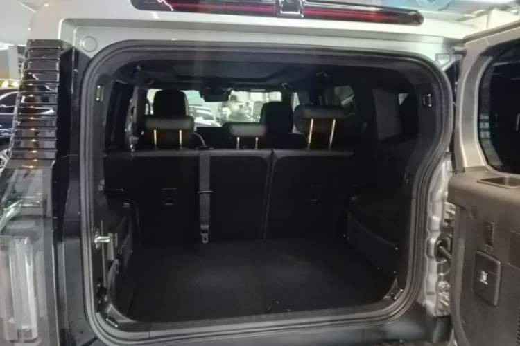 Used JETOUR Shanhai Traveler C-DM 2024 C-DM 208KM Mountain & Wilderness Edition Trunk