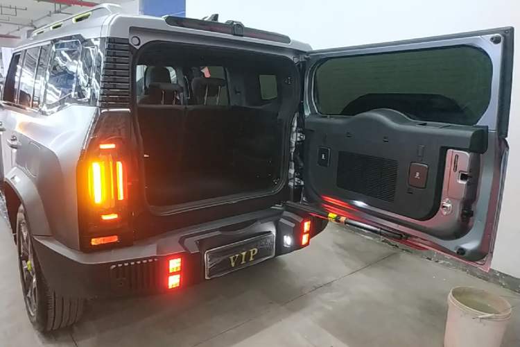 Used JETOUR Shanhai Traveler C-DM 2024 C-DM 208KM Mountain & Wilderness Edition Trunk