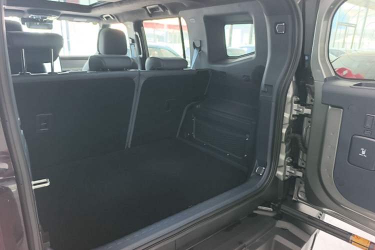 Used JETOUR Shanhai Traveler C-DM 2024 C-DM 208KM Mountain & Wilderness Edition Trunk