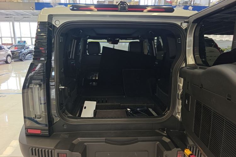 Used JETOUR Shanhai Traveler C-DM 2024 C-DM 208KM Mountain & Wilderness Edition Trunk