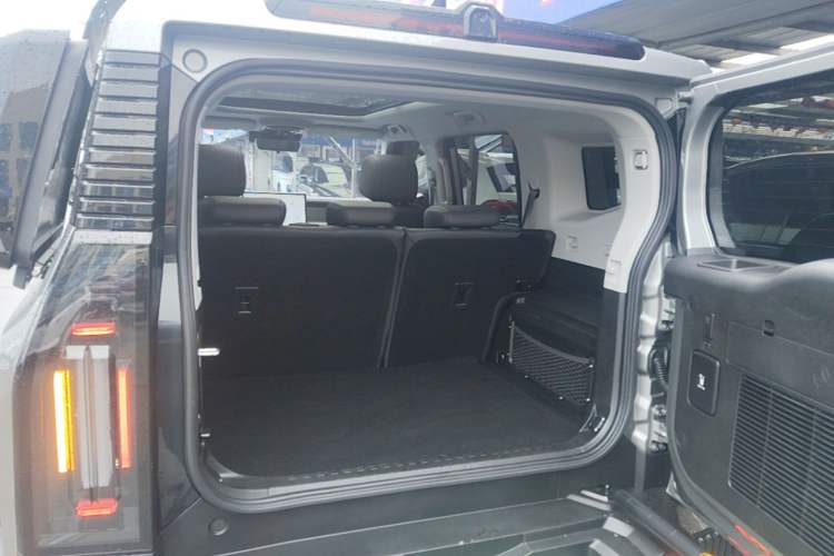 Used JETOUR Shanhai Traveler C-DM 2024 C-DM 129KM Linye Edition Trunk