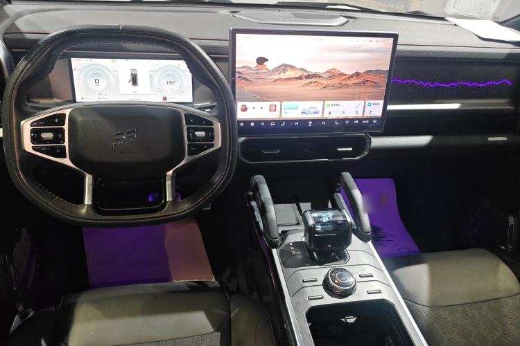 Used JETOUR Shanhai Traveler C-DM 2024 C-DM 208KM Mountain & Wilderness Edition Center Console