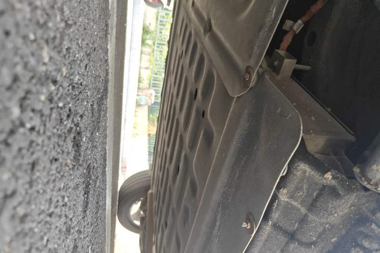 Used JETOUR Shanhai Traveler C-DM 2024 C-DM 208KM Mountain & Wilderness Edition Chassis Front Left