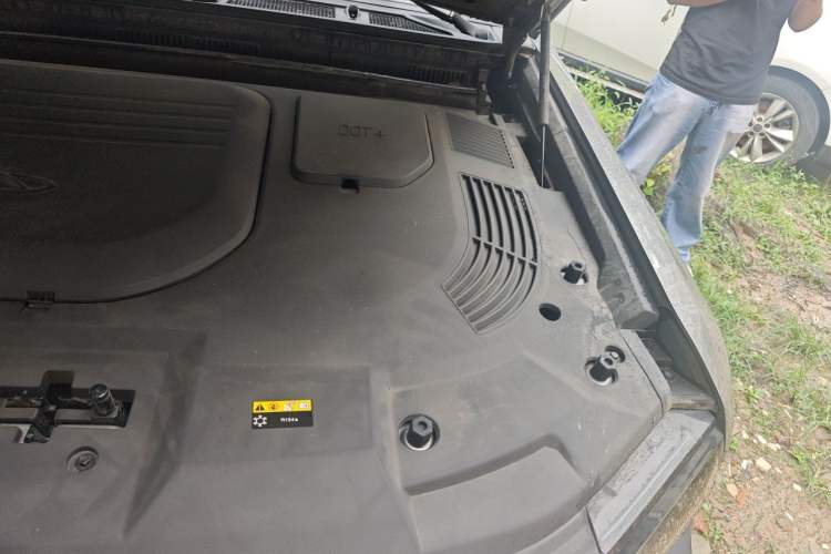 Used JETOUR Shanhai Traveler C-DM 2024 C-DM 208KM Mountain & Wilderness Edition Engine Bay Left