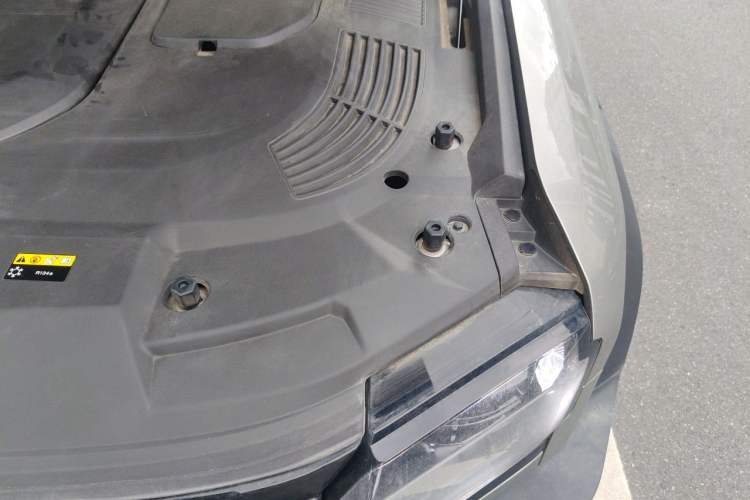 Used JETOUR Shanhai Traveler C-DM 2024 C-DM 129KM Wilderness Edition Engine Bay Left