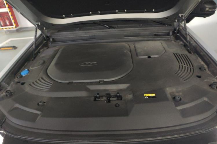 Used JETOUR Shanhai Traveler C-DM 2024 C-DM 208KM Mountain & Wilderness Edition Engine Bay