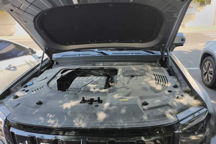 Used JETOUR Shanhai Traveler C-DM 2024 C-DM 208KM Mountain & Wilderness Edition Engine Bay