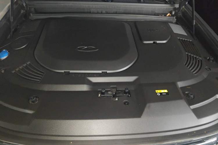Used JETOUR Shanhai Traveler C-DM 2024 C-DM 206KM Four-Wheel Drive Wilderness Edition Engine Bay
