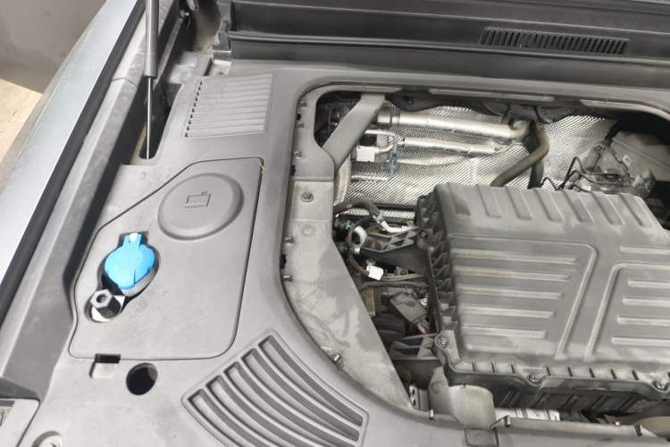 Used JETOUR Shanhai Traveler C-DM 2024 C-DM 208KM Mountain & Wilderness Edition Engine Bay Right