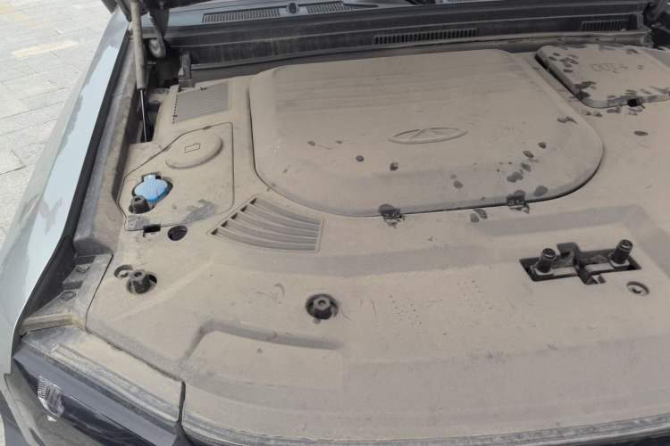Used JETOUR Shanhai Traveler C-DM 2024 C-DM 129KM Linye Edition Engine Bay Right
