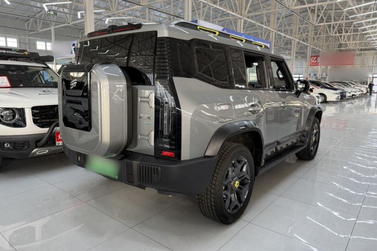 Used JETOUR Shanhai Traveler C-DM 2024 C-DM 208KM Mountain & Wilderness Edition Exterior 3
