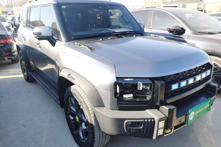 Used JETOUR Shanhai Traveler C-DM 2024 C-DM 208KM Mountain & Wilderness Edition Front Right 45 Deg
