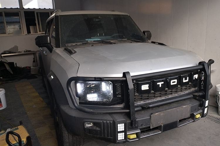Used JETOUR Shanhai Traveler C-DM 2024 C-DM 208KM Mountain & Wilderness Edition Front Right 45 Deg