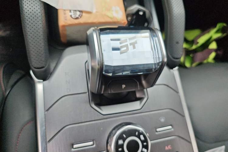 Used JETOUR Shanhai Traveler C-DM 2024 C-DM 208KM Mountain & Wilderness Edition Gear Lever