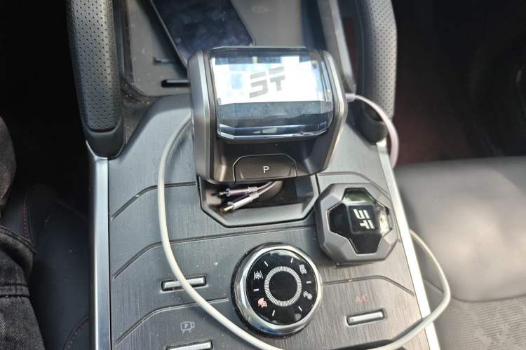 Used JETOUR Shanhai Traveler C-DM 2024 C-DM 208KM Mountain & Wilderness Edition Gear Lever