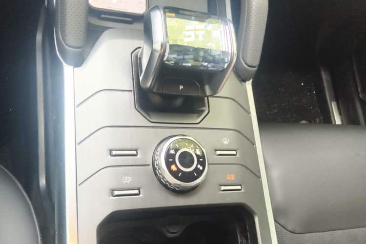 Used JETOUR Shanhai Traveler C-DM 2024 C-DM 208KM Mountain & Wilderness Edition Gear Lever