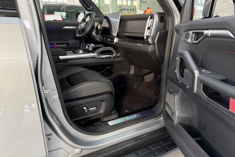 Used JETOUR Shanhai Traveler C-DM 2024 C-DM 208KM Mountain & Wilderness Edition Interior 10
