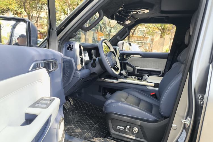 Used JETOUR Shanhai Traveler C-DM 2024 C-DM 208KM Mountain & Wilderness Edition Interior 3