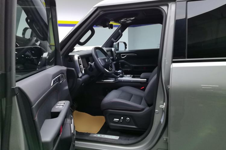 Used JETOUR Shanhai Traveler C-DM 2024 C-DM 208KM Mountain & Wilderness Edition Left Front Seat