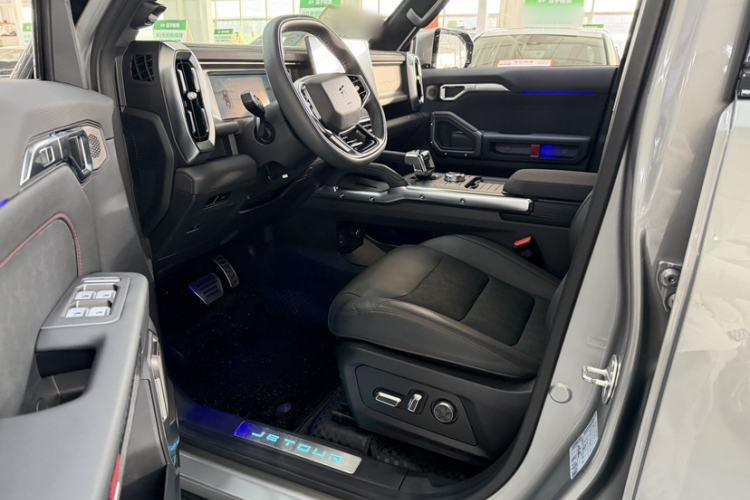 Used JETOUR Shanhai Traveler C-DM 2024 C-DM 208KM Mountain & Wilderness Edition Left Front Seat