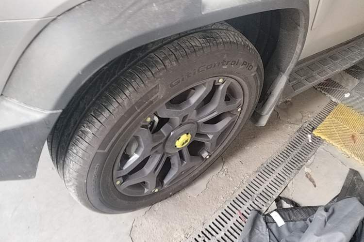Used JETOUR Shanhai Traveler C-DM 2024 C-DM 208KM Mountain & Wilderness Edition Left Front Wheel Hub