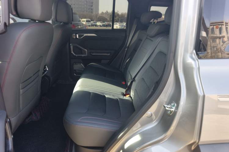 Used JETOUR Shanhai Traveler C-DM 2024 C-DM 208KM Mountain & Wilderness Edition Left Rear Seat