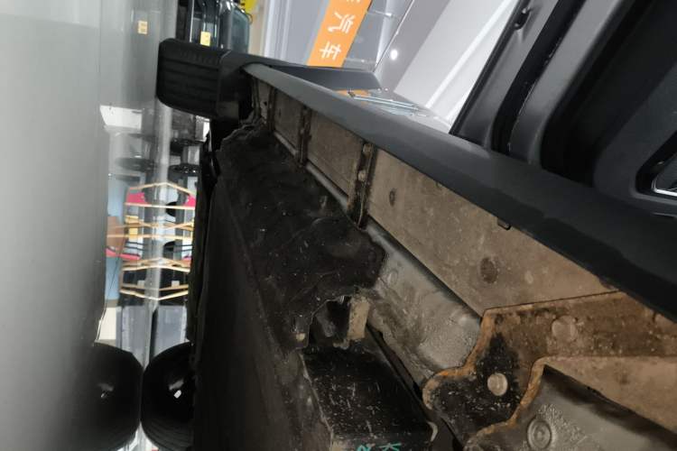 Used JETOUR Shanhai Traveler C-DM 2024 C-DM 129KM Linye Edition Left Side Sill