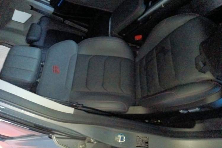 Used JETOUR Shanhai Traveler C-DM 2024 C-DM 129KM Linye Edition Right Front Seat