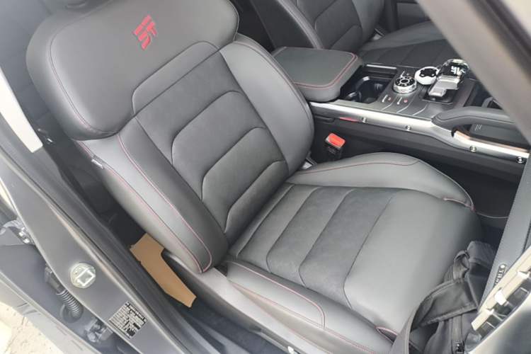 Used JETOUR Shanhai Traveler C-DM 2024 C-DM 129KM Linye Edition Right Front Seat
