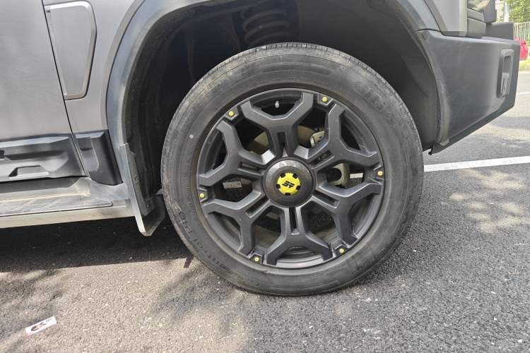 Used JETOUR Shanhai Traveler C-DM 2024 C-DM 208KM Mountain & Wilderness Edition Right Front Wheel Hub