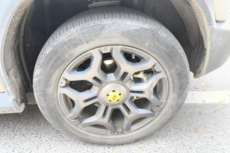Used JETOUR Shanhai Traveler C-DM 2024 C-DM 208KM Mountain & Wilderness Edition Right Front Wheel Hub