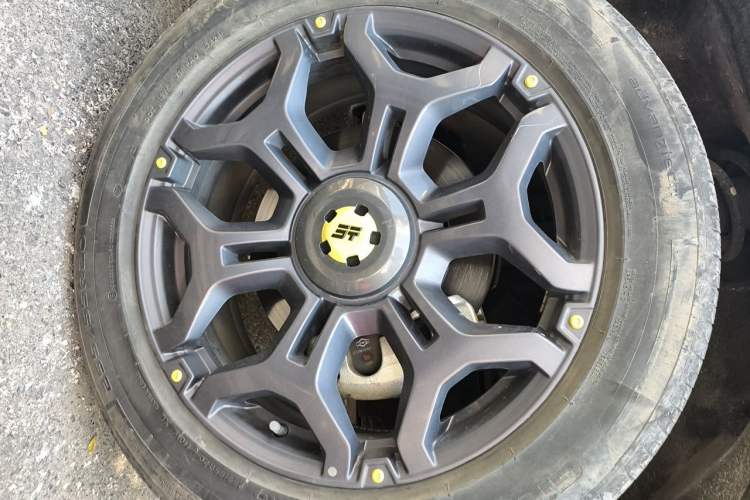 Used JETOUR Shanhai Traveler C-DM 2024 C-DM 208KM Mountain & Wilderness Edition Right Front Wheel Hub