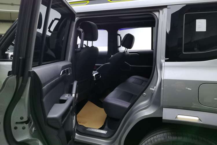 Used JETOUR Shanhai Traveler C-DM 2024 C-DM 208KM Mountain & Wilderness Edition Right Rear Seat