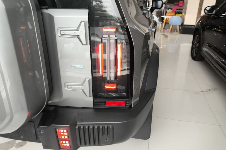 Used JETOUR Shanhai Traveler C-DM 2024 C-DM 129KM Linye Edition Right Rear Taillight