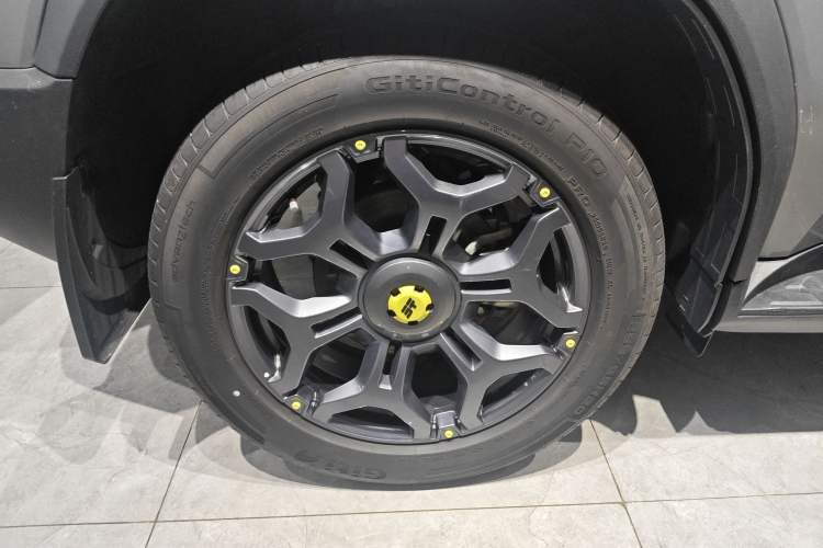 Used JETOUR Shanhai Traveler C-DM 2024 C-DM 208KM Mountain & Wilderness Edition Right Rear Wheel Hub