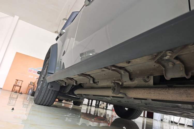 Used JETOUR Shanhai Traveler C-DM 2024 C-DM 129KM Linye Edition Right Side Sill