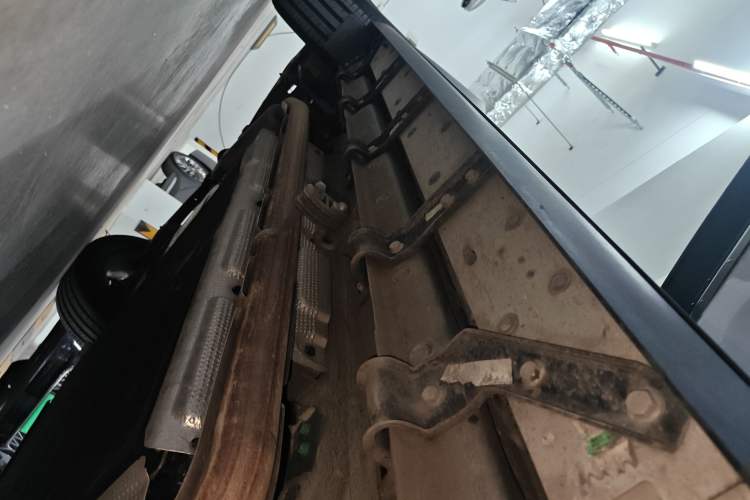 Used JETOUR Shanhai Traveler C-DM 2024 C-DM 129KM Linye Edition Right Side Sill