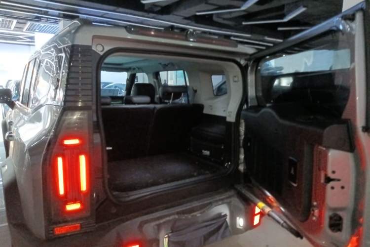 Used JETOUR Shanhai Traveler C-DM 2024 C-DM 129KM Linye Edition Trunk