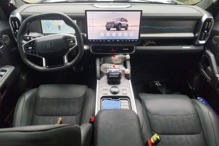 Used JETOUR Shanhai Traveler C-DM 2024 C-DM 208KM Mountain & Wilderness Edition Center Console