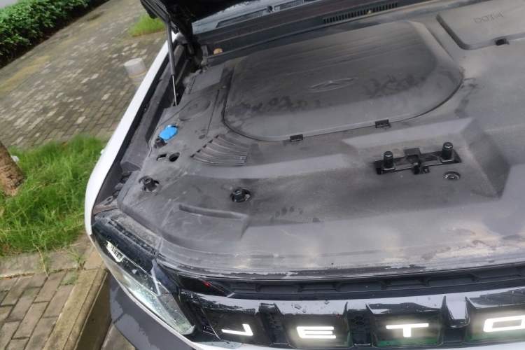Used JETOUR Shanhai Traveler C-DM 2024 C-DM 208KM Mountain & Wilderness Edition Engine Bay Right