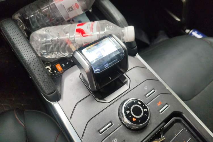 Used JETOUR Shanhai Traveler C-DM 2024 C-DM 208KM Mountain & Wilderness Edition Gear Lever