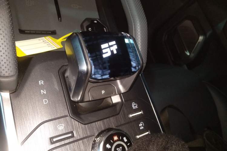 Used JETOUR Shanhai Traveler C-DM 2024 C-DM 206KM Four-Wheel Drive Wilderness Edition Gear Lever