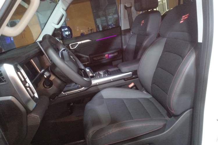 Used JETOUR Shanhai Traveler C-DM 2024 C-DM 206KM Four-Wheel Drive Wilderness Edition Left Front Seat