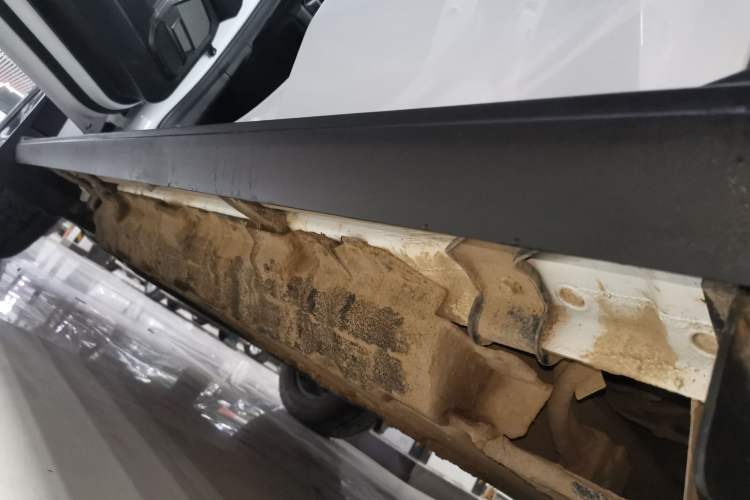 Used JETOUR Shanhai Traveler C-DM 2024 C-DM 206KM Four-Wheel Drive Wilderness Edition Left Side Sill