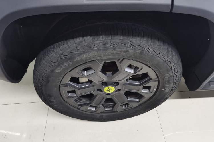 Used JETOUR Shanhai Traveler C-DM 2024 C-DM 206KM Four-Wheel Drive Wilderness Edition Right Rear Wheel Hub